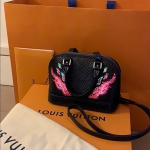 Auth. Louis Vuitton RARE Nano Alma Epi Navy